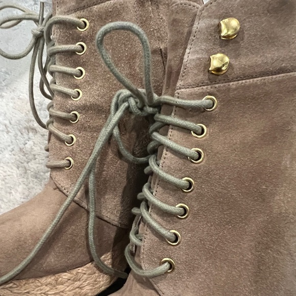 Michael Kors Suede Platform Booties W6.5 - Picture 5 of 8